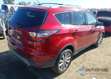 2017 Ford Escape Titanium z USA, uszkodzony, nr VIN 1FMCU9JD3HUC57516